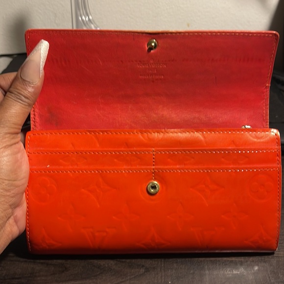 🔥🌝 ❌❌SOLD❌❌VINTAGE EUC LOUIS VUITTON VERNIS SARAH CORAL WALLET - Picture 10 of 12